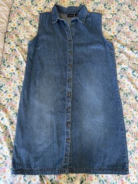 Sleeveless Blue Denim Button-Front Women’s Dress